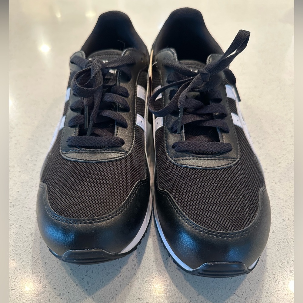 Asics - Men's Athletic Shoes - Size 10